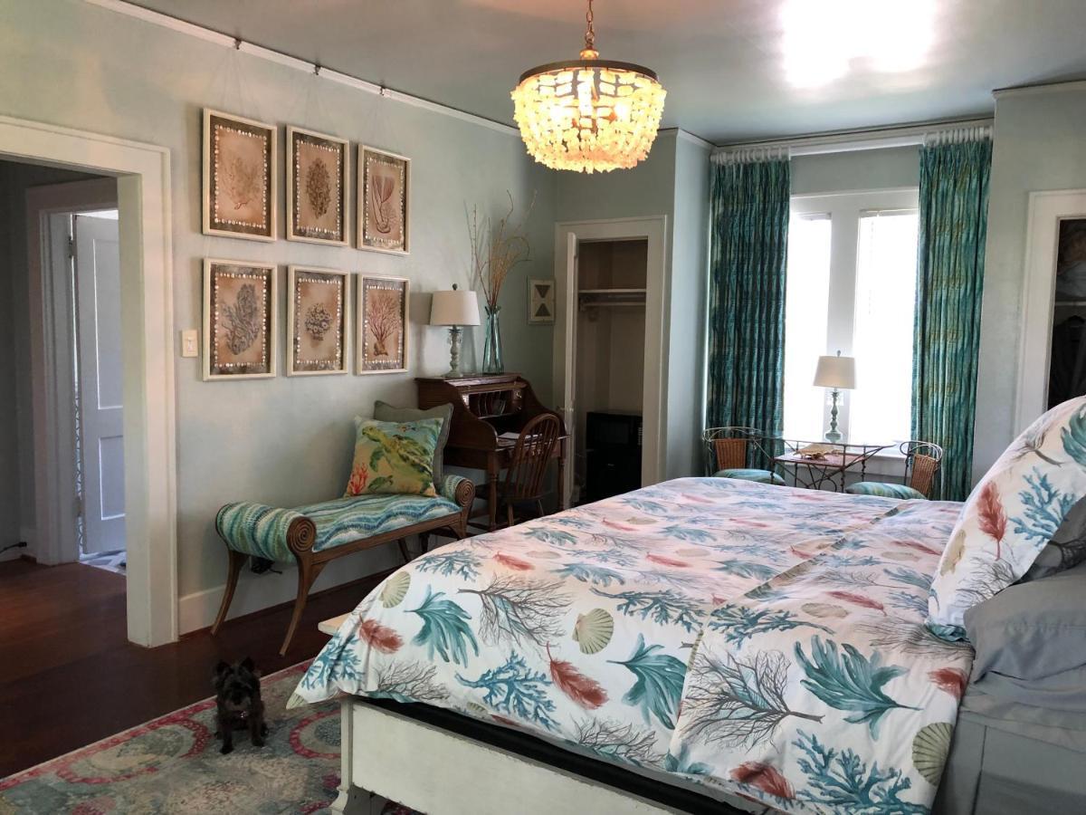 Avenue O Bed And Breakfast Галвестон Экстерьер фото